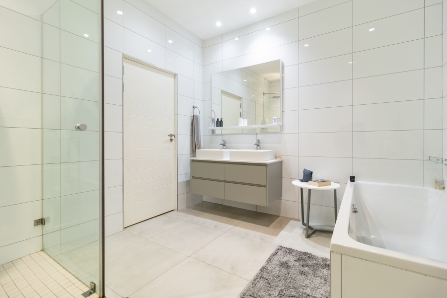 2 Bedroom Property for Sale in Cape Town City Centre Western Cape